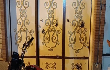 گلوله باران دفتر امام جمعه شادگان