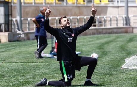 مطالبات دروازه بان پرسپولیس پرداخت شد