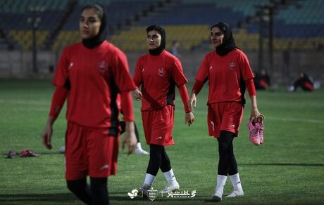 لیگ برتر فوتبال بانوان: اولین برد پرسپولیس در روز صدرنشین گل گهر / مدعی قهرمانی پرقدرت آغاز کرد