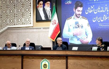 رئیس جمهور: مجاهدت فراجا و حضور و همراهی ملت ایران، نقشه دشمن را خنثی کرد و ایران سرافراز شد