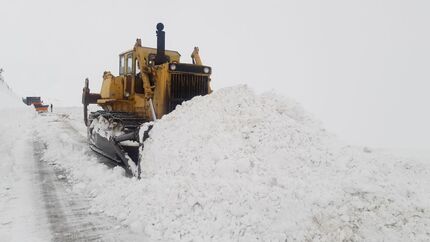 بارش ۳۰ سانتی برف در گردنه ژالانه