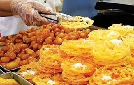 کاهش ۵۰ درصدی فروش زولبیا و بامیه