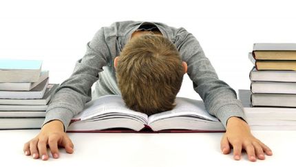 ۵ عادت که عزت نفس تان را نابود می کند