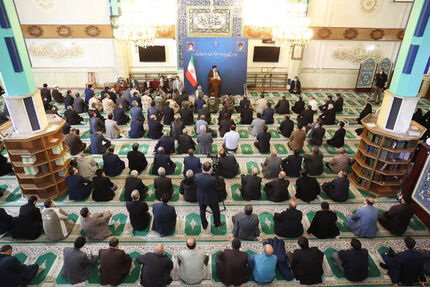 اصلاح نظام اداری سازمان ها و ادارات با روحیه بسیجی ضروری است
