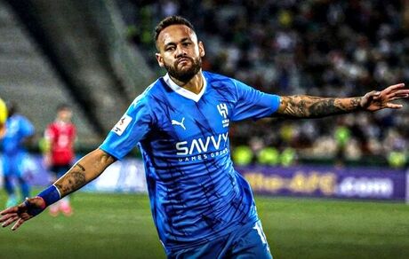 الهلال، نیمار را کنار می‌گذارد