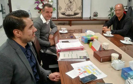 جلسه انصاری‌فرد با کالدرون و پیروانی برگزار شد