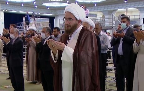 تاکید خطیب نماز عید قربان بر اجرای کامل قانون عفاف و حجاب