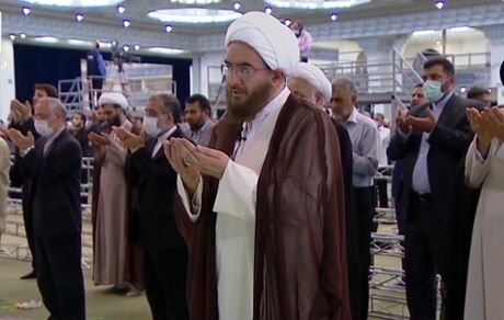 تاکید خطیب نماز عید قربان بر اجرای کامل قانون عفاف و حجاب
