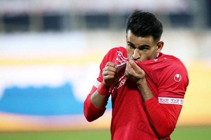 مهاجم پرسپولیس به سپاهان پیوست