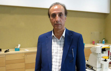 محمدرضا حیاتی از سازش با کرونا و ممنوع‌الکاری می‌گوید