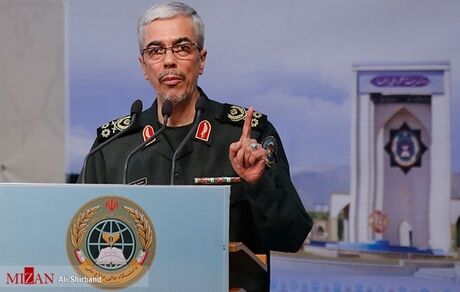 سرلشگر باقری: با روایت درست از دروغ و تحریف «دفاع مقدس» به دور باشیم