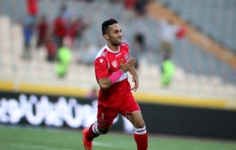 پیام صادقیان: عرب را به‌خاطر خراب کردن رویایم نمی‌بخشم