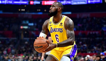 لبران جیمز رکورددار NBA شد