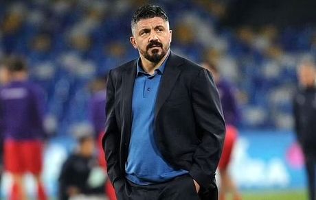 سرمربی والنسیا اخراج شد