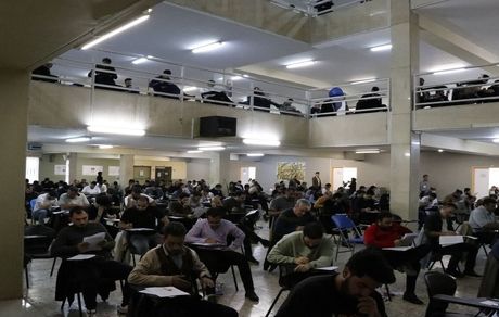 آزمون پذیرش متقاضیان پروانه کارآموزی وکالت دادگستری برگزار شد