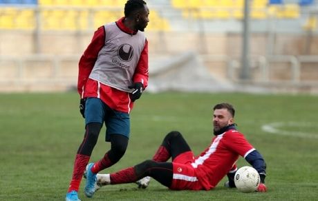 دردسر جدید پرسپولیس/مطالبات اوساگونا هنوز پرداخت نشده است