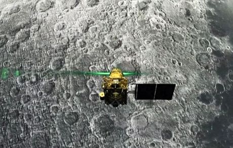 ناسا بدنبال ساخت یک نیروگاه هسته‌ای در ماه