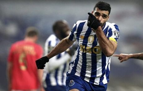 مهدی طارمی پنجمین آسیایی تاریخ توپ طلا می‌شود؟