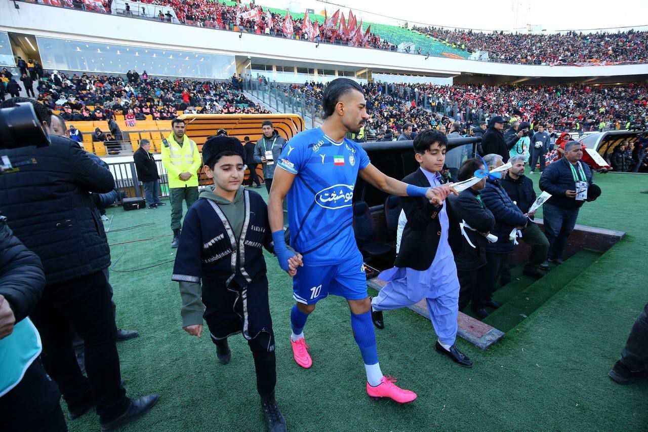 دربی ۱۰۵ از نگاه دوربین