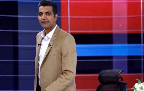  عادل فردوسی پور در کنار مسی 