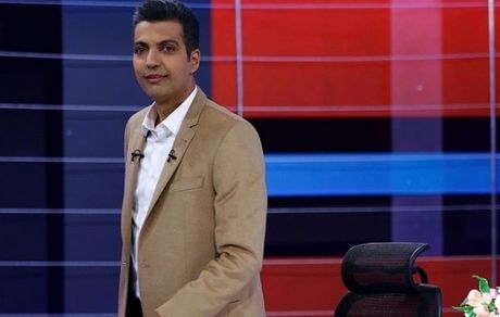  عادل فردوسی پور در کنار مسی 