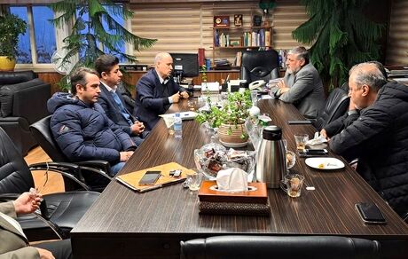 فدراسیون فوتبال برای کمک به استقلال و پرسپولیس به میدان آمد / برای نصب VAR کمک می‌کنیم