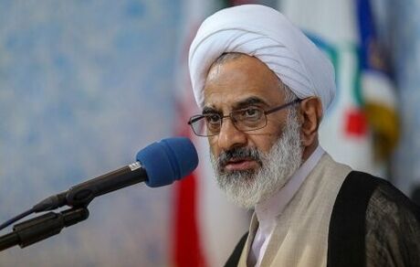 حاجی صادقی: در مقابل دشمن به دو رکن بصیرت و جهاد نیاز داریم