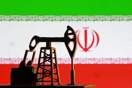 مجوز ۳۰ روزه آمریکا برای تحویل و فروش نفت خام و فرآورده‌های نفتی با منشأ ایران
