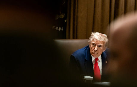 ترامپ: ایران باید با پایان‌دادن به جنگ موافقت کند!