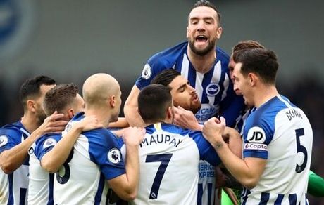 این رفتار سرمربی برایتون با جهانبخش درست است؟