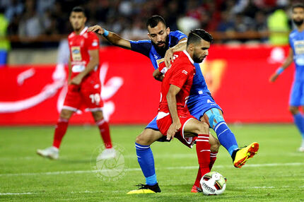 ردپای وطن‌فروشی در ماجرای صدور مجوز حرفه‌ای استقلال و پرسپولیس