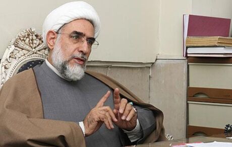 منتجب نیا: مصلحت نیست سیدحسن خمینی وارد انتخابات ۱۴۰۰ شود