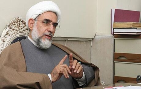 منتجب نیا: مصلحت نیست سیدحسن خمینی وارد انتخابات ۱۴۰۰ شود