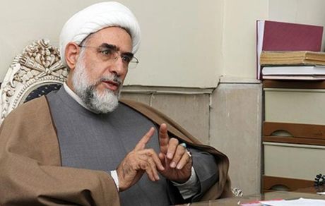 منتجب نیا: مصلحت نیست سیدحسن خمینی وارد انتخابات ۱۴۰۰ شود