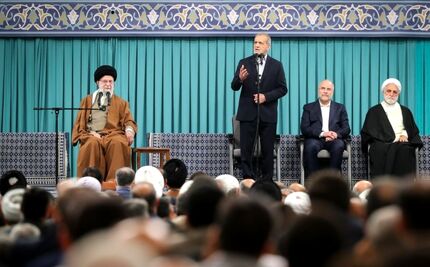 رئیس جمهور: ملت‌های مسلمان چون متکی به خدا هستند هیچ‌گاه ضعیف نخواهند شد