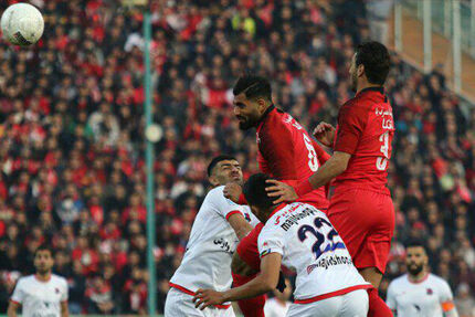 صعود پرسپولیس به صدر جدول
