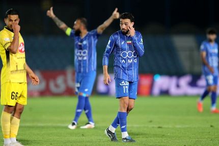 استقلال به سختی صدرنشین لیگ برتر فوتبال شد