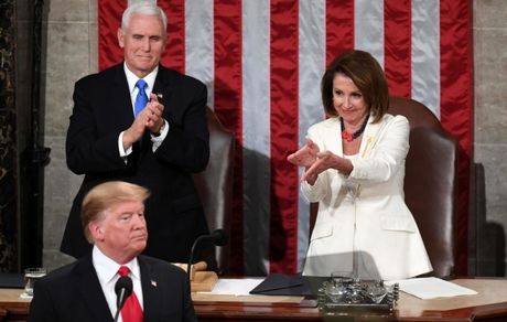 پلوسی: اگر مشکلی به وجود آید، برای انتخاب رئیس جمهور آماده‌ام