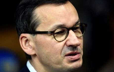 درخواست لهستان از اتحادیه اروپا برای توقف پروازها از خاورمیانه به بلاروس