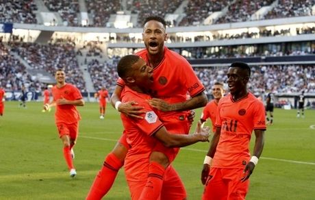 ستاره برزیلی پاری سن ژرمن  ۵ ساله تمدید می‌کند؟