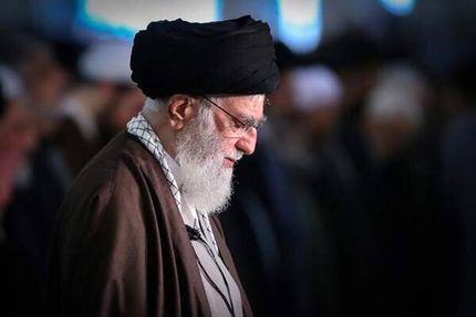 رهبری، فردا بر پیکرهای مطهر شهدای خدمت نماز می‌خوانند