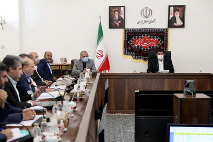 وعده مخبر: کارمندان دولت صاحبخانه می‌شوند