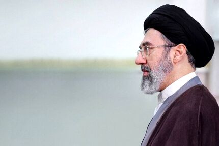 پاسخ رهبر انقلاب اسلامی به نامه جمعی از فعالان مردمی حوزه جمعیت