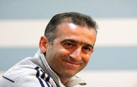 کمالوند، ۴ بازیکن سایپا را اخراج کرد