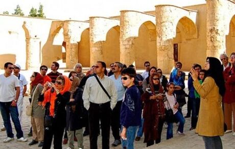 پاسخی به حواشی بیمه راهنمایان گردشگری