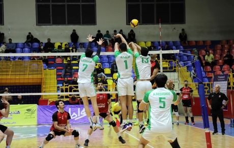 لیگ برتر والیبال: شهداب یزد به نفع شهرداری ارومیه باخت / قهرمان فصل قبل یک پله صعود کرد