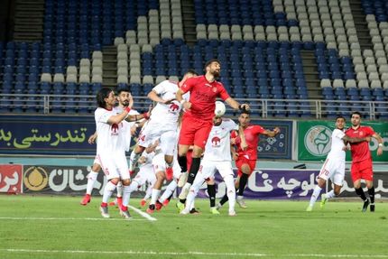 
سیرجانی‌ها پیروز شدند، نبرد مشهدی‌ها و تبریزی‌ها برنده نداشت
