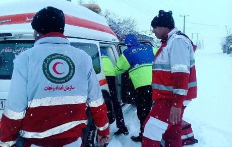 امدادرسانی نیروهای هلال احمر به یک‌هزار و ۳۸۷ نفر در سه شبانه روز