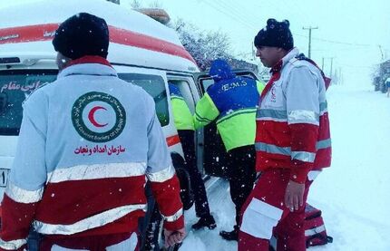 امدادرسانی نیروهای هلال احمر به یک‌هزار و ۳۸۷ نفر در سه شبانه روز