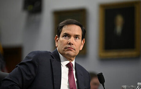 وزیر خارجه آمریکا: اجازه زمان خریدن به ایرانی‌ها نمی‌دهیم هرچند مذاکره کنندگانی ماهرند